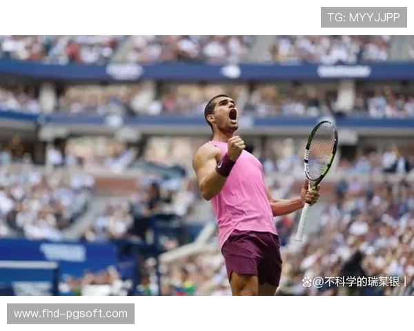 世界网球洲际对抗赛次日战况激烈，世界队全力反击