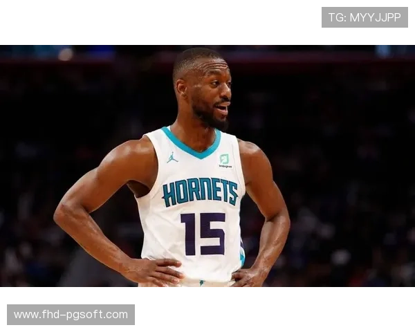 NBA自由市场开启首日，全明星后卫签下史上最大年薪合同