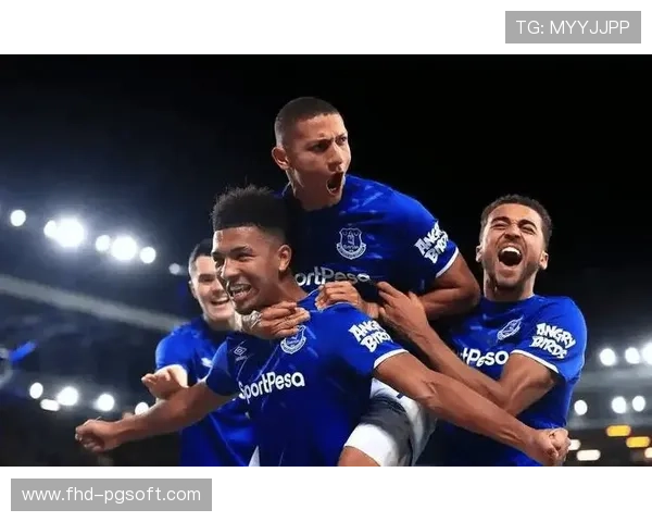 伯恩利15轮不胜，防守阵型切换频率过高致战术混乱